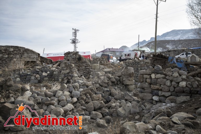 ERZURUM geceyi - hasar çadırlarda Depremde evleri görenler geçirdi sıcak 9