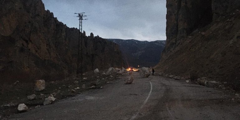 Erzurum Valisi Memiş, depremde yaralanan olmadığını bildirdi