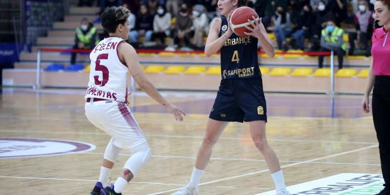 Elazığ İl Özel İdare:  46 - Fenerbahçe Safiport:  105