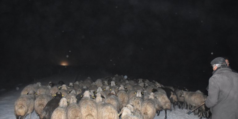 Kar ve sis nedeniyle Yahni Dağı