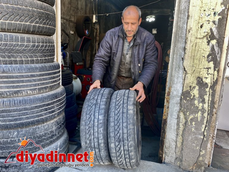 Kış mevsiminin yaklaşmasıyla lastikçilerde yoğun mesai başladı5