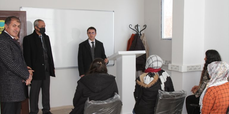 Özalp'ta Sürekli Eğitim Merkezi açıldı