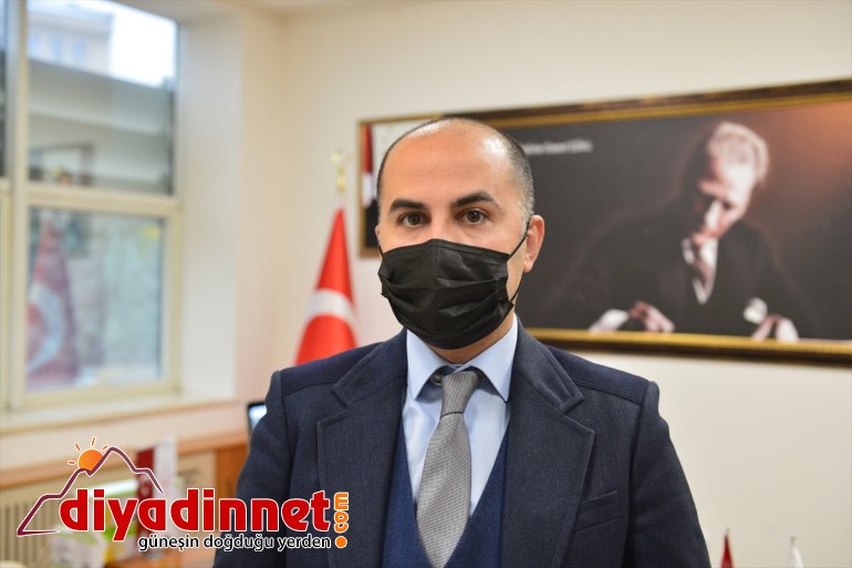 Sağlık ekipleri "mavi"ye dönen Tunceli'de öğrencilerin aşılanmasına yoğunlaştı