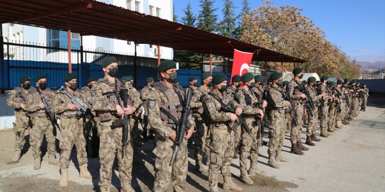 TUNCELİ - Polis özel harekat timleri dualarla Suriye