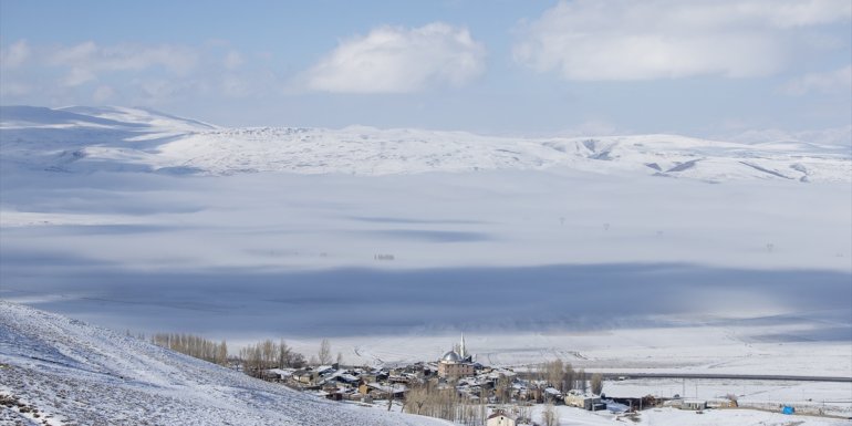 AĞRI - Çocuklar kardan adam yaptı1