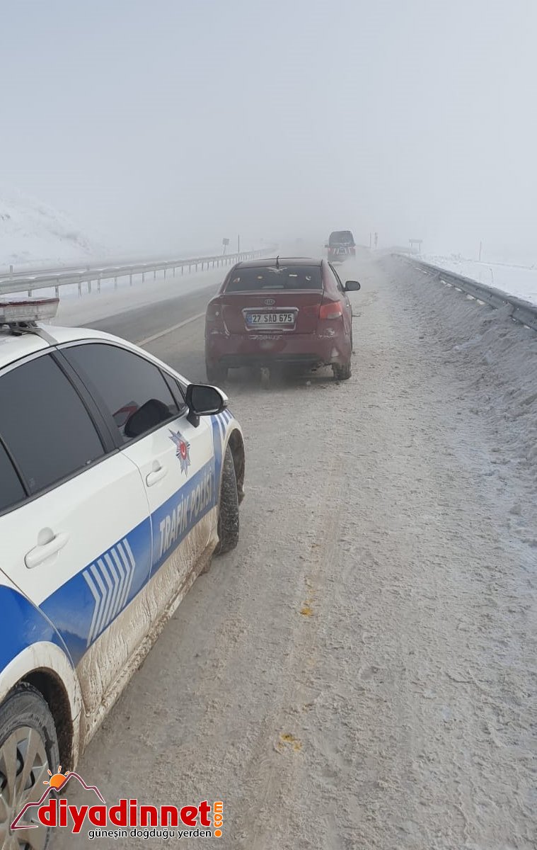 Ağrı'da polisin "dur" ihtarına uymayan ehliyetsiz sürücü yakalandı
