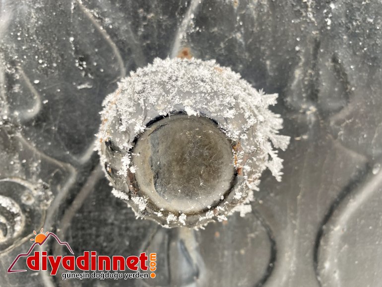 Ağrı dondurucu soğuklara teslim oldu4