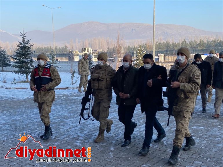 Ağrı merkezli 3 ildeki dolandırıcılık operasyonunda 12 zanlı tutuklandı
