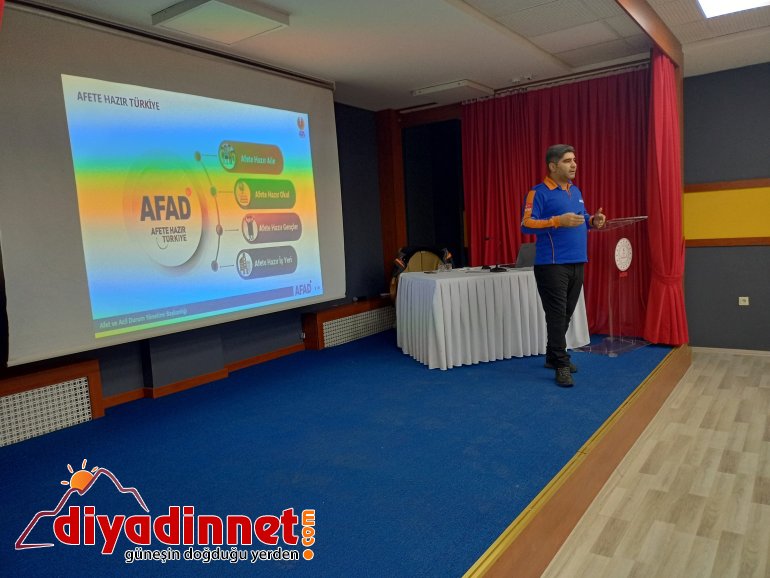 Ağrı Milli Eğitim Müdürlüğünde Afet Farkındalık Eğitimi1