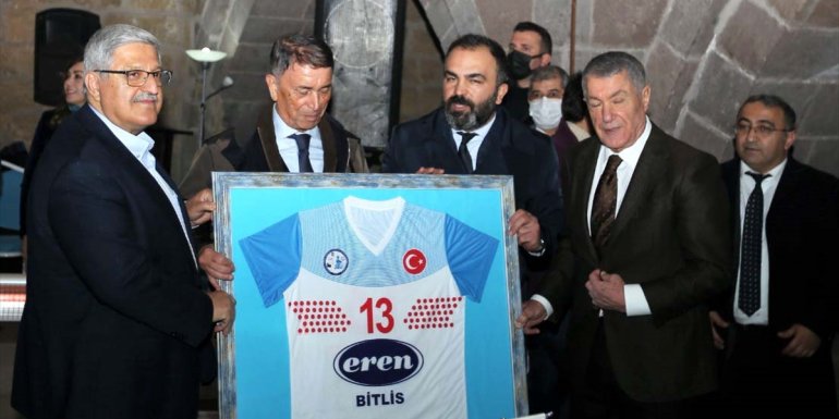 AK Parti Genel Başkan Yardımcısı Demiröz, AA