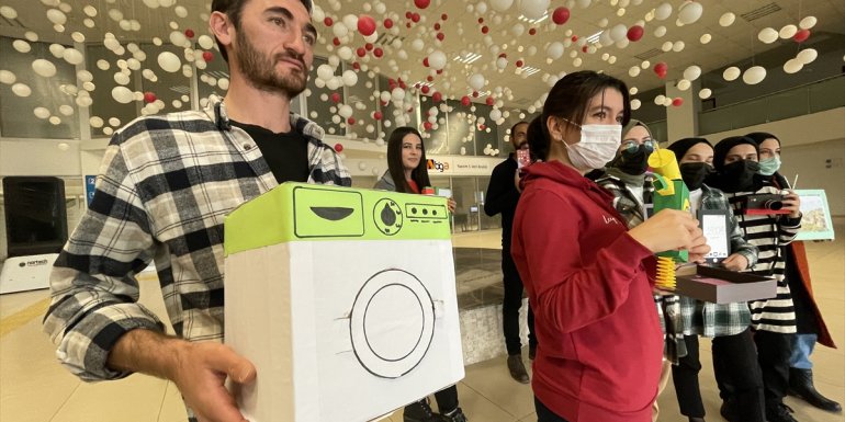 Atatürk Üniversitesinin "öğretmen adayları" empatiyle öğreniyor