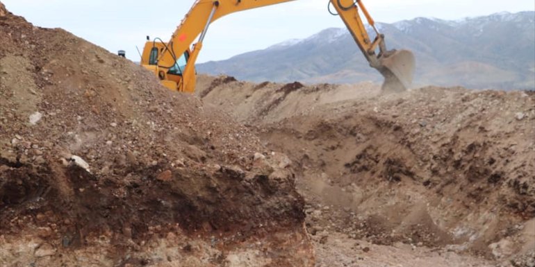 Baskil'de kurulacak tekstilkentin temeli atıldı