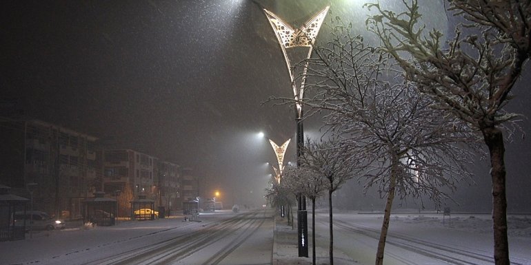 Bingöl'de kar yağışı etkili oldu