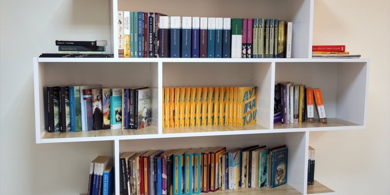 Bitlis'te bütün okullar kütüphaneye kavuştu