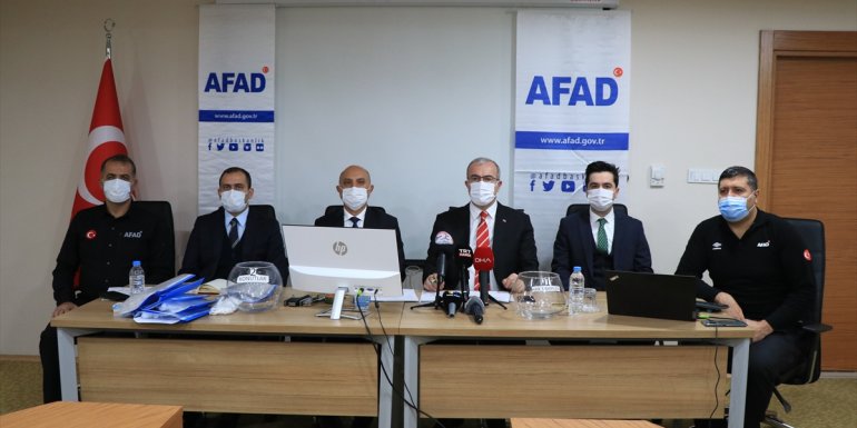 Elazığ'da 379 deprem konutu için kura çekildi