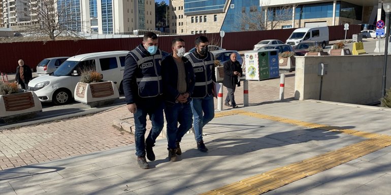 Elazığ'da arkadaşını silahla yaralayan şüpheli tutuklandı