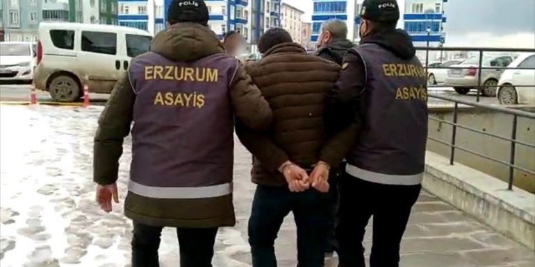 ERZURUM - Altın alma bahanesiyle kuyumcuyu silahla yaralayan zanlı tutuklandı1