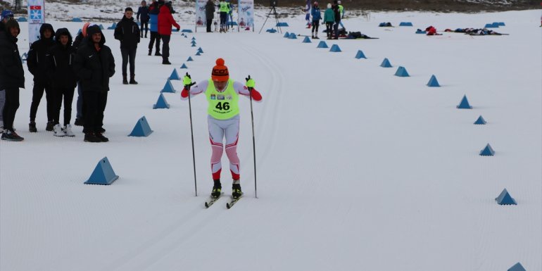 Kayaklı Koşu Uluslararası FIS Yarışması Erzurum'da başladı