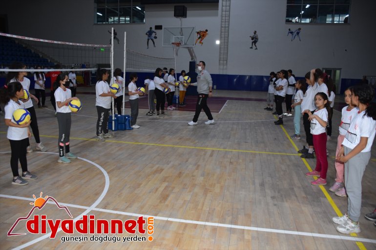 okulu açıldı yeni  Hakkari