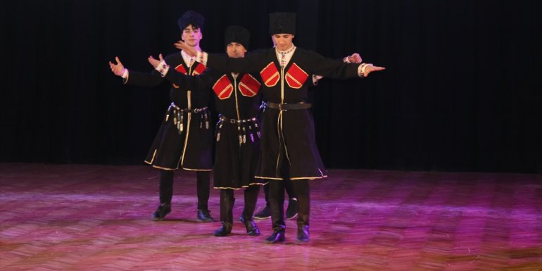 Göçmenler Erzincan'daki 'kültür ve eğlence' programında buluştu