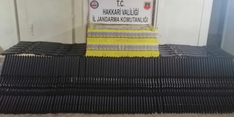 Hakkari'de 119 ruhsatsız av tüfeği ve 100 bin kuru sıkı tabanca mermisi ele geçirildi
