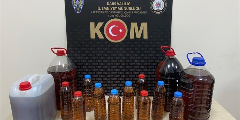 Kars'taki "yılbaşı denetimi"nde sahte içki, kaçak tütün ile sigara yakalandı