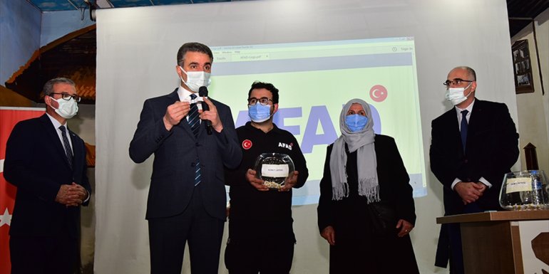 Malatya'da 393 deprem konutu daha hak sahiplerine teslim edildi