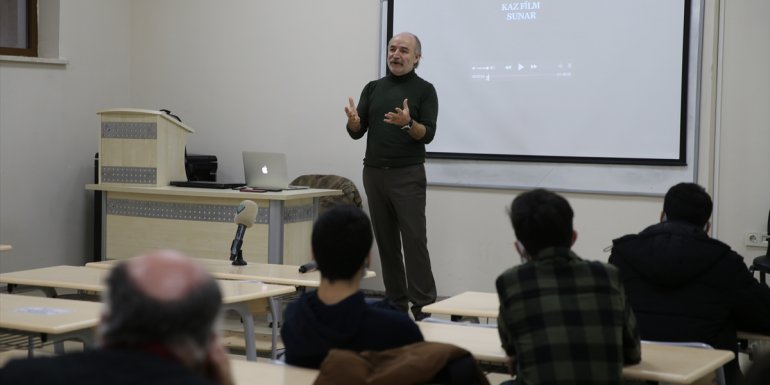Yönetmen Reis Çelik Malatya'da öğrencilerle buluştu