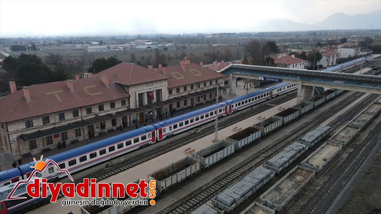 "Turistik Doğu Ekspresi" treni Erzincan'da