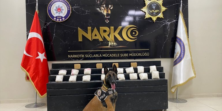 Van'da 10 kilo 235 gram uyuşturucu ele geçirildi