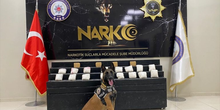 Van'da bir haftada 109 kilo 450 gram eroin ele geçirildi