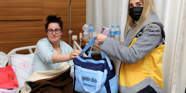 Van'da "Hoş Geldin Bebek Projesi" ile 3 bin 600 aile ziyaret edildi