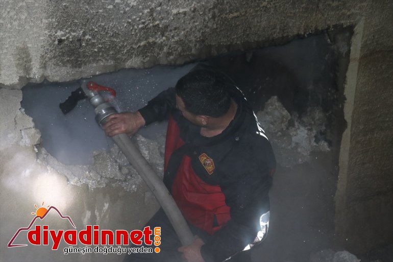 çıkan AĞRI 3 Caminin söndürüldü - saatte dairesinde kazan yangın 2