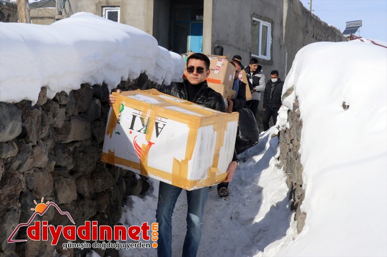 çocuklara kıyafet yapıldı kışlık yaşayan yardımı Ağrı