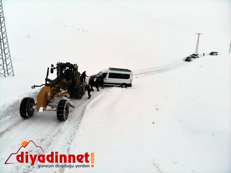 köy yolunda - ve kalan mahsur tipi Kar kişi 45 kurtarıldı AĞRI nedeniyle 1