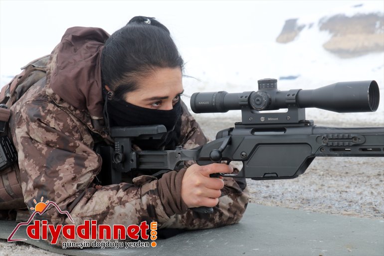 - da dondurucu kar soğukta AĞRI ve Terörle mücadelenin göreve kahramanları hazır 16