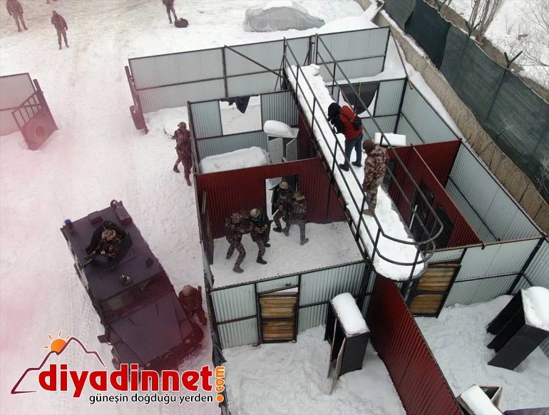 da - hazır dondurucu kahramanları Terörle göreve kar mücadelenin AĞRI soğukta ve 23