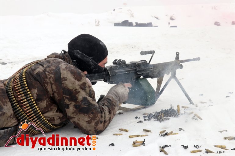 kar hazır Terörle ve mücadelenin kahramanları - AĞRI göreve soğukta dondurucu da 30