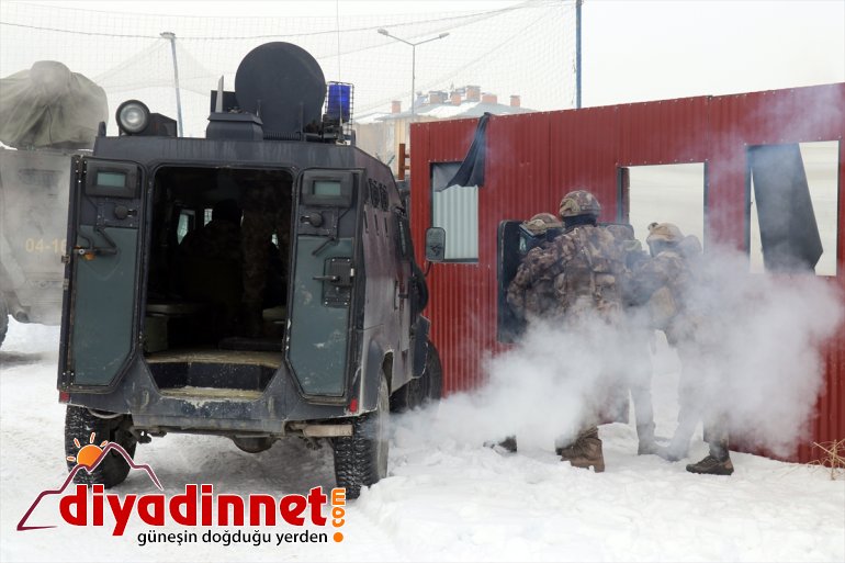 hazır kahramanları Terörle kar da mücadelenin soğukta göreve ve dondurucu AĞRI - 31