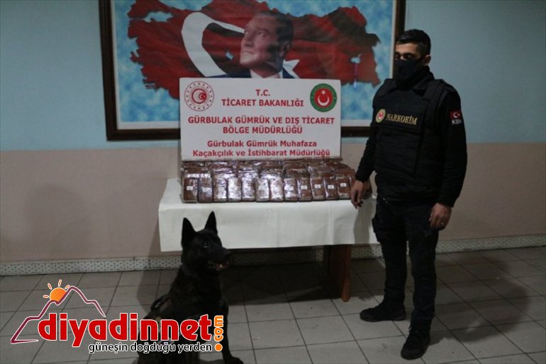 - 154 dorse 62 geçirildi AĞRI Tırın tabanında ele gram eroin kilo 8