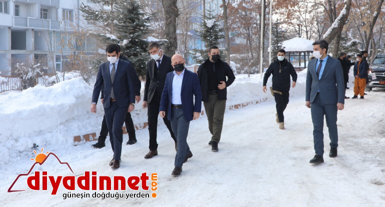 Ağrı Valisi Varol, Ağrı Çocuk Destek Merkezini ziyaret etti5