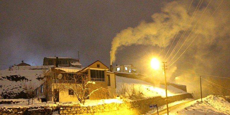 Bingöl'de 13 yerleşim yerine ulaşım sağlanamıyor