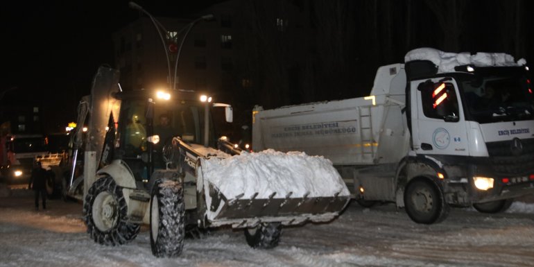 Doğu'daki 4 ilde 533 yerleşim birimine ulaşım sağlanamıyor