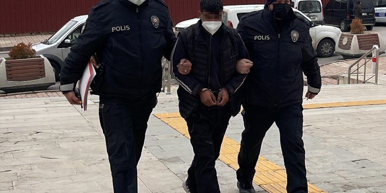 Elazığ'da otomobilden ses sistemi çaldığı iddia edilen şüpheli tutuklandı