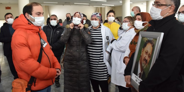 Erzurum'da görevli doktor Kovid-19'a bağlı organ yetmezliğinden vefat etti