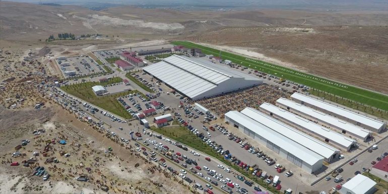 Erzurum'un modern hayvancılık merkezini iki yılda 223 bin kişi ziyaret etti