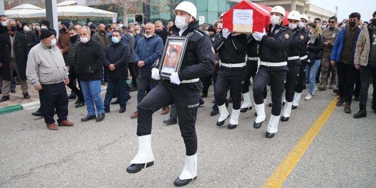Hakkari'de silah kazası sonucu vefat eden polis memuru Malatya'da toprağa verildi
