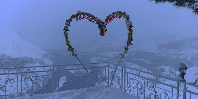 Keban Barajında kar güzel görüntü oluşturdu1
