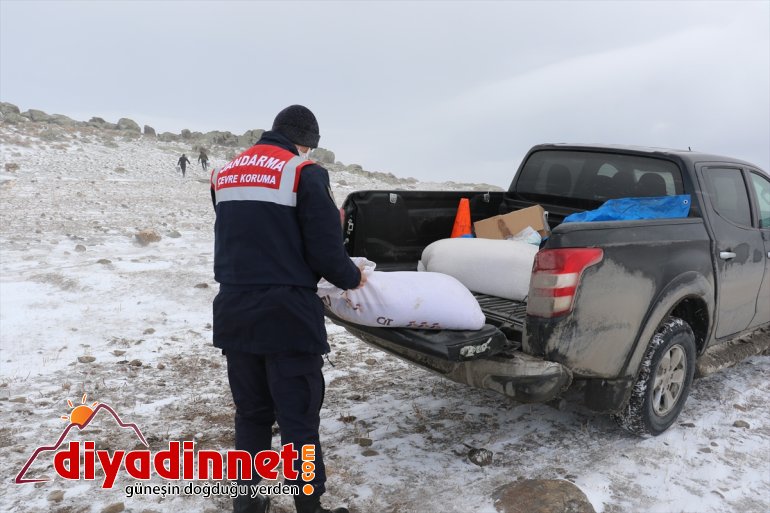 Mehmetçik çetin kışın yaşandığı Ağrı