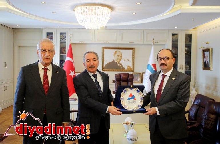 Rektör Çakmak, mevkidaşlarını ağırladı1